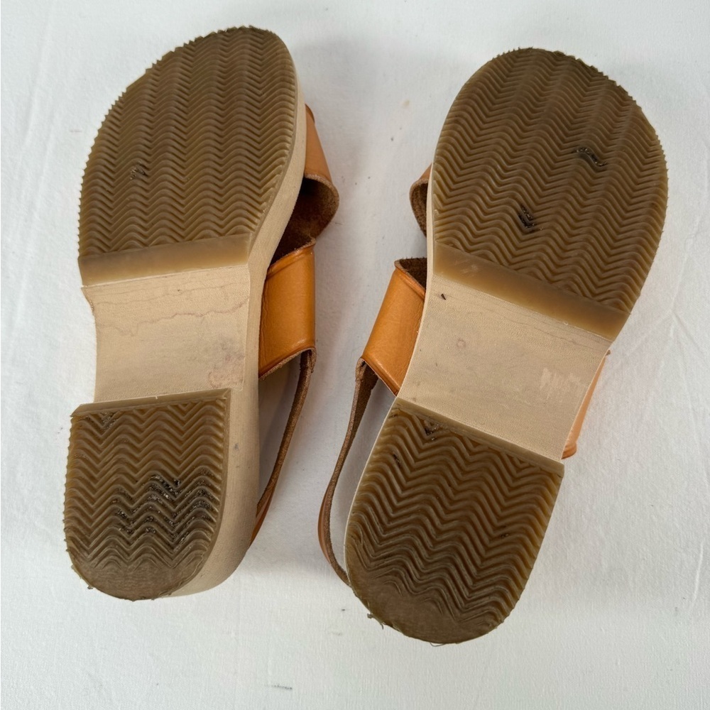 Zara Leather Criss Cross Strap Sandal in Brown Size 6‎ or 36 - Picture 8 of 9